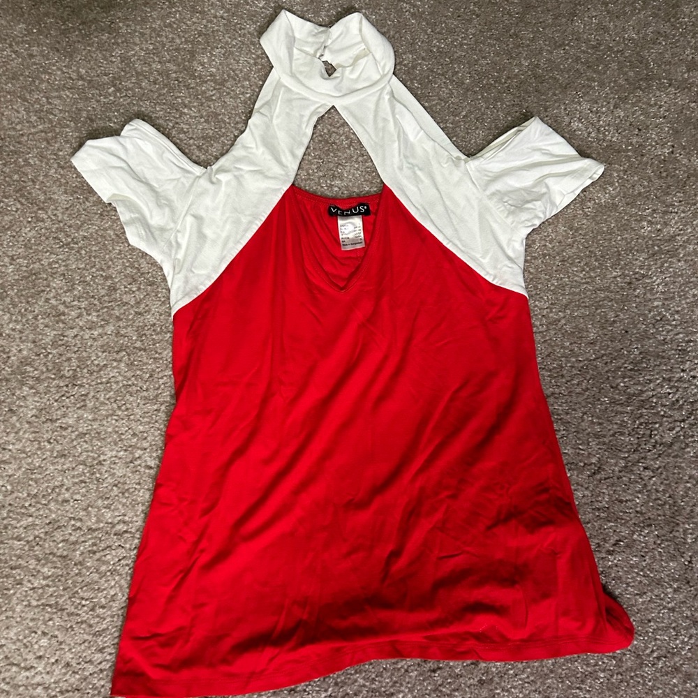 Venus off shoulder top size large
